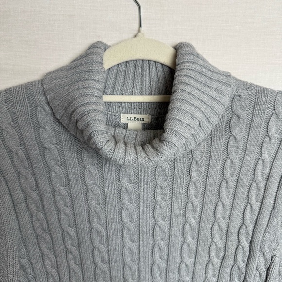 L.L. Bean Gray Cable Knit Turtleneck Sweater Women’s Size Large 100% Cotton - Picture 7 of 10